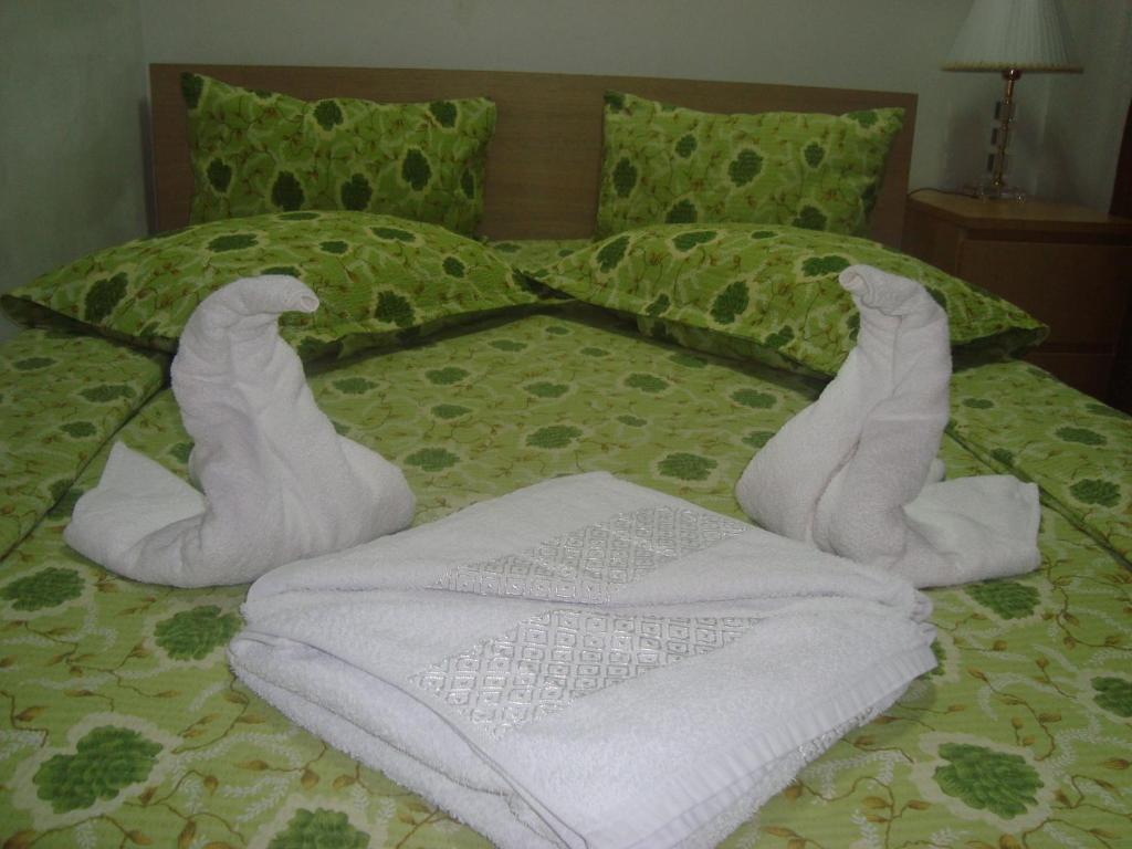 Hostel Litovoi Bukares Bagian luar foto
