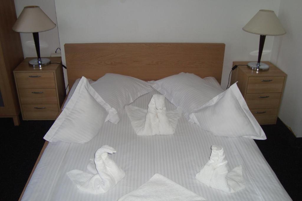 Hostel Litovoi Bukares Bagian luar foto