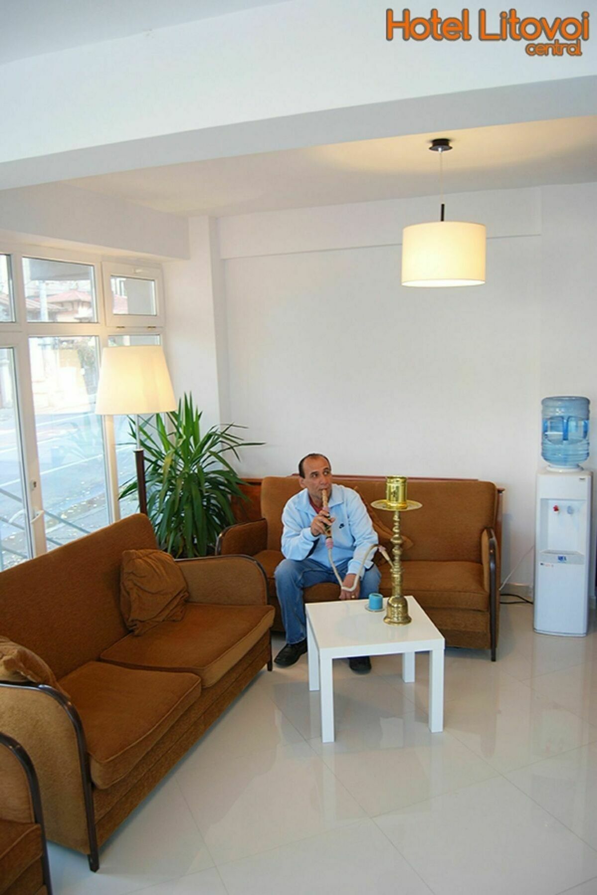 Hostel Litovoi Bukares Bagian luar foto
